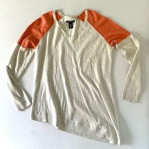 Oxford Golf Sweater Shirt Long Sleeve Orange Cream Beige Asymmetrical Hem NWOT